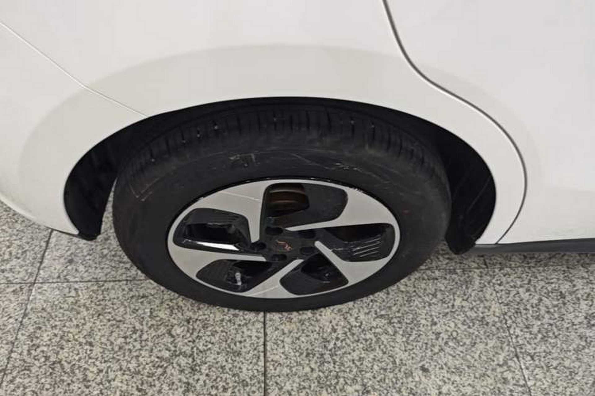 Used JAC Yiwei 3 2023 405km Air Exterior 5