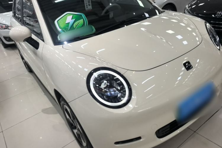 Used JAC Yiwei 3 2023 405km Air Front Right 45 Deg