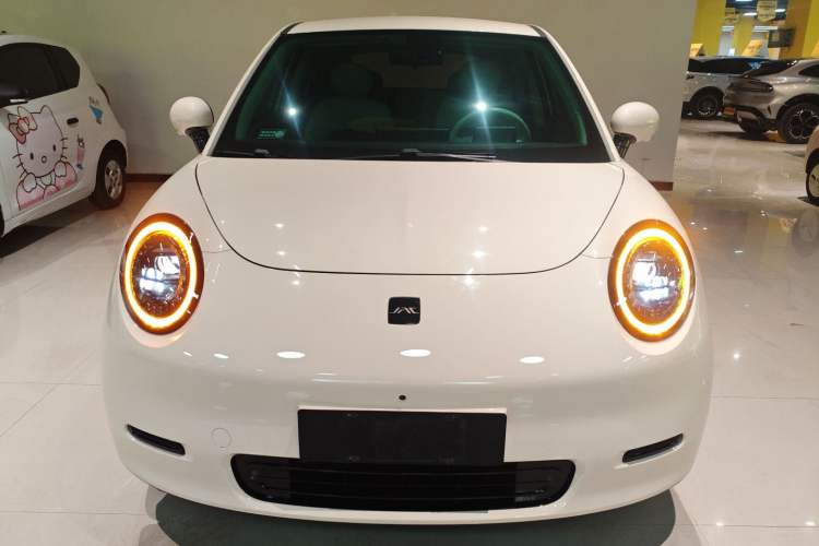 Used JAC Yiwei 3 2023 405km Pro Front
