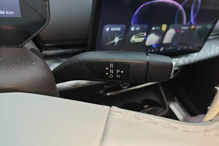 Used JAC Yiwei 3 2023 505km Pro+ Gear Lever
