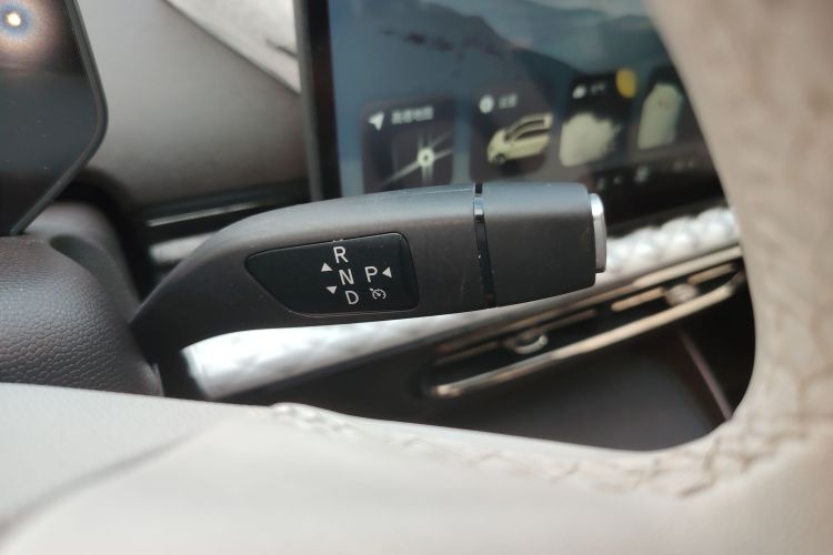 Used JAC Yiwei 3 2023 505km Pro Gear Lever
