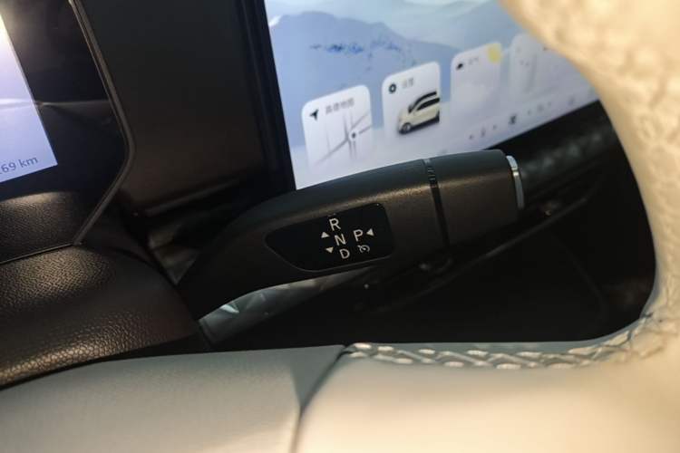 Used JAC Yiwei 3 2023 405km Air Gear Lever