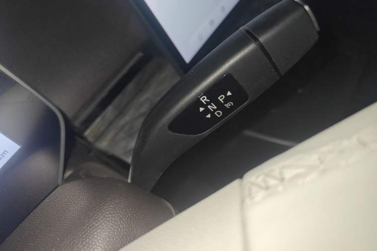 Used JAC Yiwei 3 2023 405km Lite Gear Lever