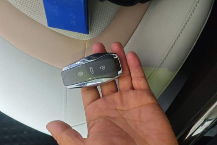 Used JAC Yiwei 3 2023 505km Pro+ Interior 1