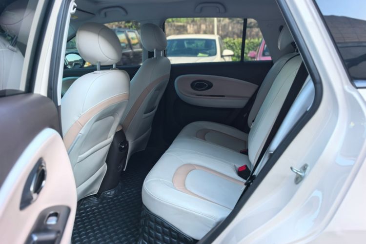 Used JAC Yiwei 3 2023 505km Air Interior 1