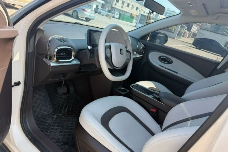Used JAC Yiwei 3 2023 505km Pro Interior 2