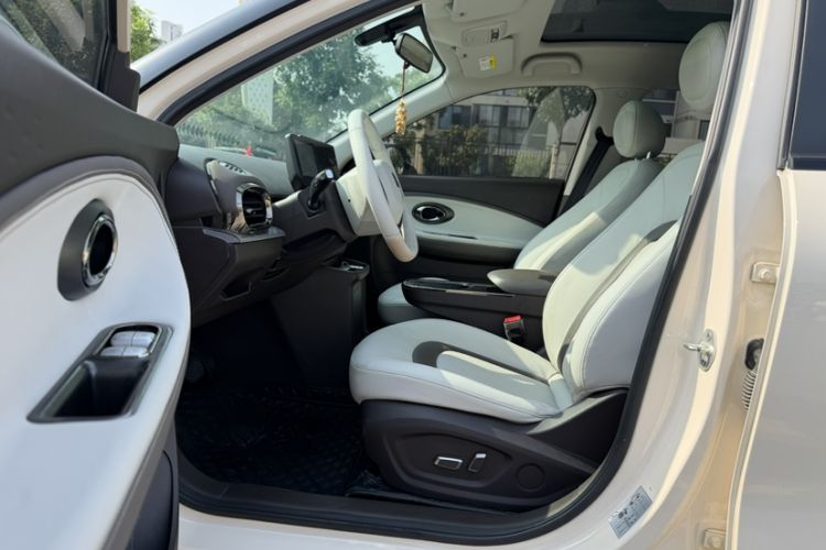 Used JAC Yiwei 3 2023 505km Pro+ Interior 3