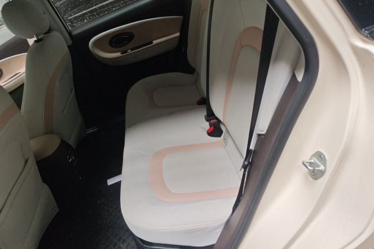 Used JAC Yiwei 3 2023 505km Pro+ Interior 4