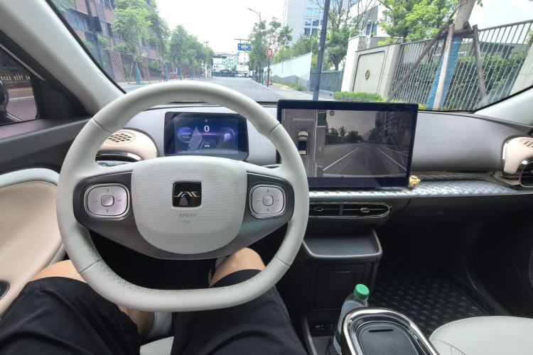 Used JAC Yiwei 3 2023 505km Pro Interior 5