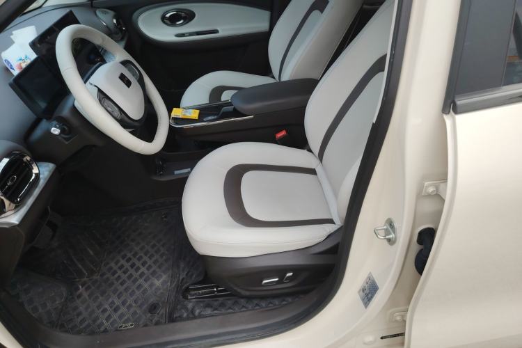 Used JAC Yiwei 3 2023 505km Pro Left Front Seat