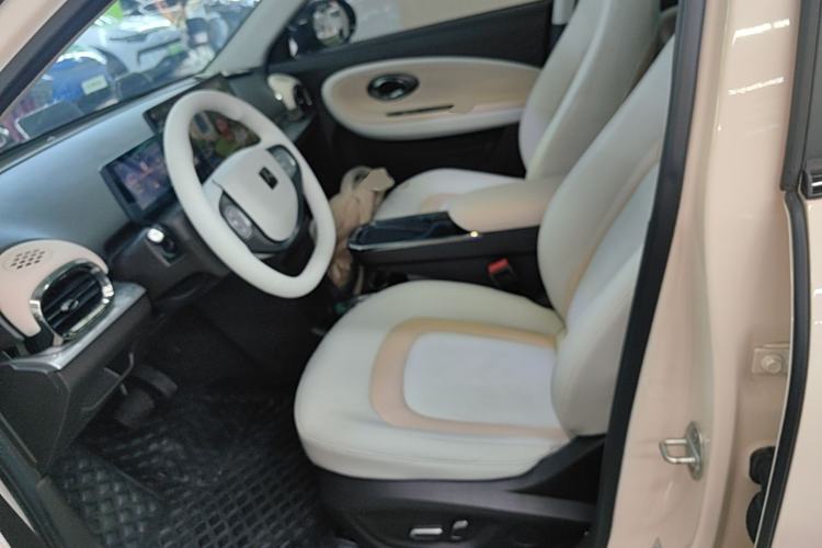 Used JAC Yiwei 3 2023 505km Pro Left Front Seat