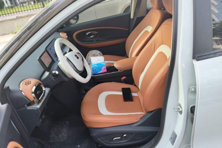 Used JAC Yiwei 3 2023 405km Air Left Front Seat