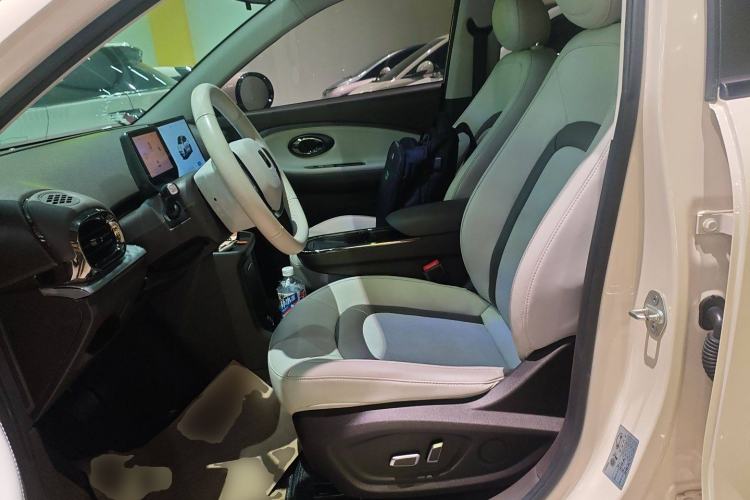 Used JAC Yiwei 3 2023 405km Pro Left Front Seat