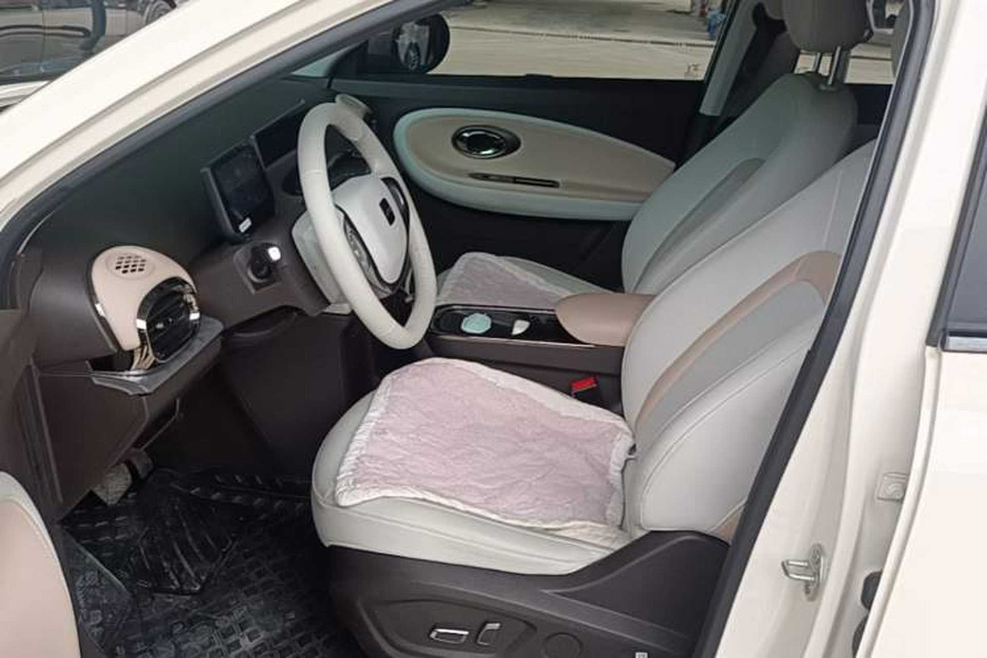 Used JAC Yiwei 3 2023 405km Air Left Front Seat
