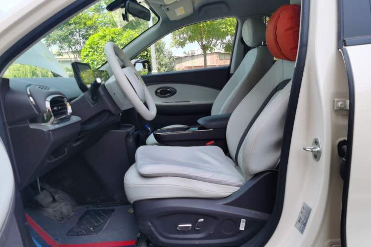 Used JAC Yiwei 3 2023 405km Air Left Front Seat