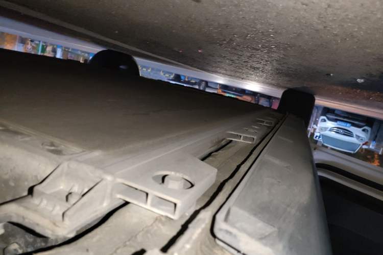 Used JAC Yiwei 3 2023 505 km Championship Edition Left Side Sill
