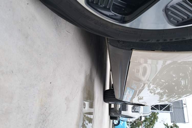 Used JAC Yiwei 3 2023 505km Air Left Side Sill