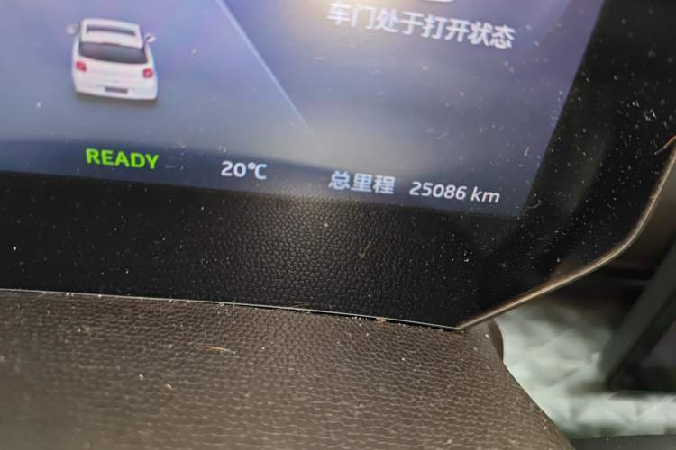 Used JAC Yiwei 3 2023 505km Pro+ Odometer Close Up