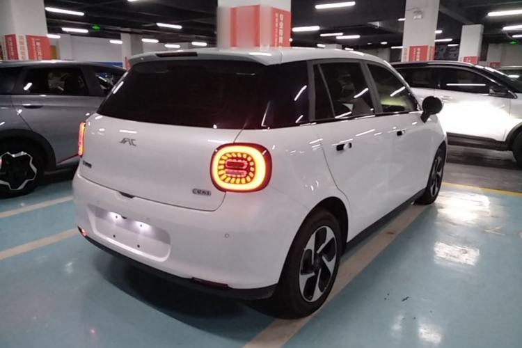 Used JAC Yiwei 3 2023 405km Air Rear Right 45 Deg