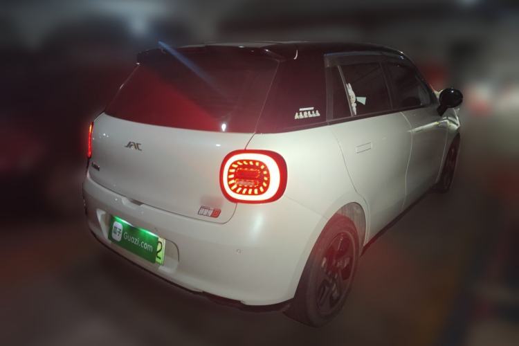 Used JAC Yiwei 3 2023 405km Lite Rear Right 45 Deg