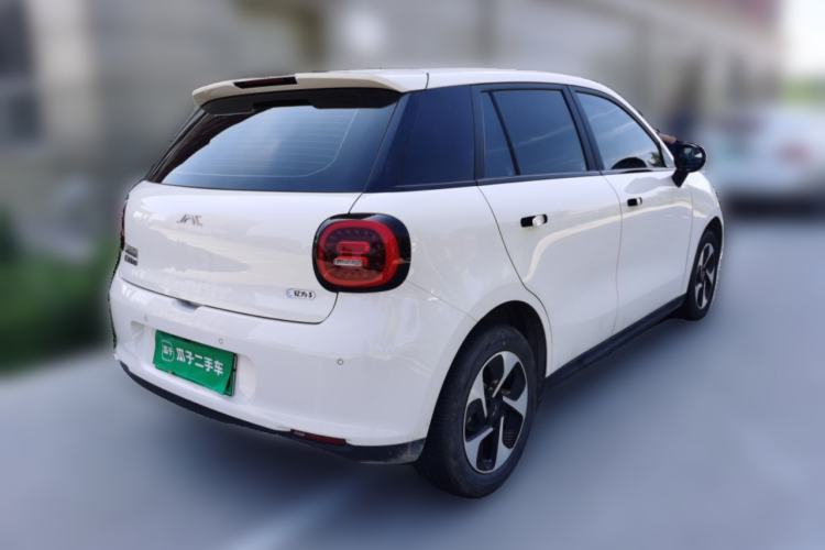 Used JAC Yiwei 3 2023 405km Air Rear Right 45 Deg