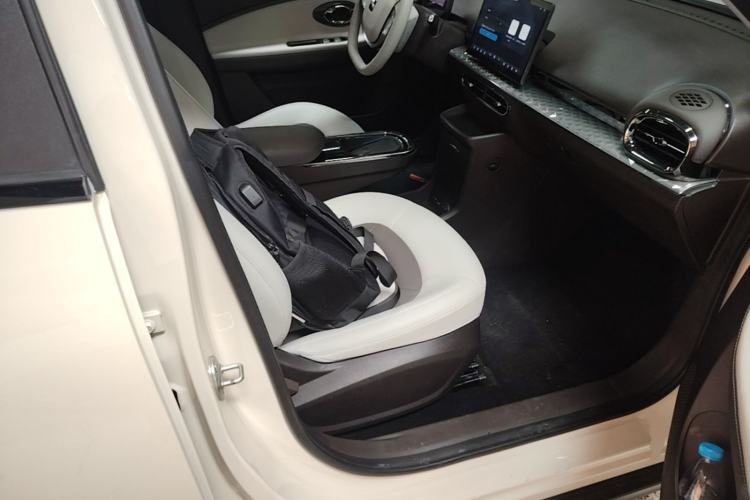 Used JAC Yiwei 3 2023 405km Air Right Front Seat