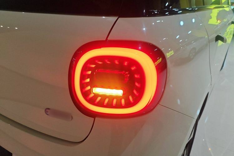 Used JAC Yiwei 3 2023 405km Pro Right Rear Taillight