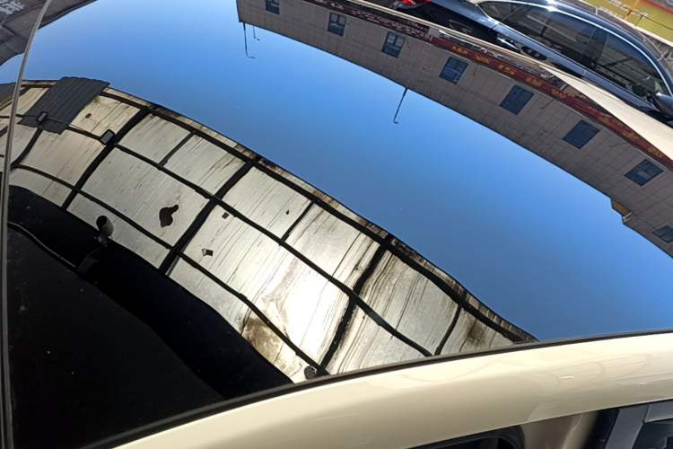 Used JAC Yiwei 3 2023 505km Air Roof