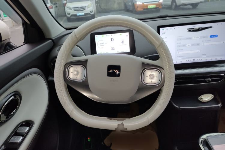 Used JAC Yiwei 3 2023 505 km Championship Edition Steering Wheel