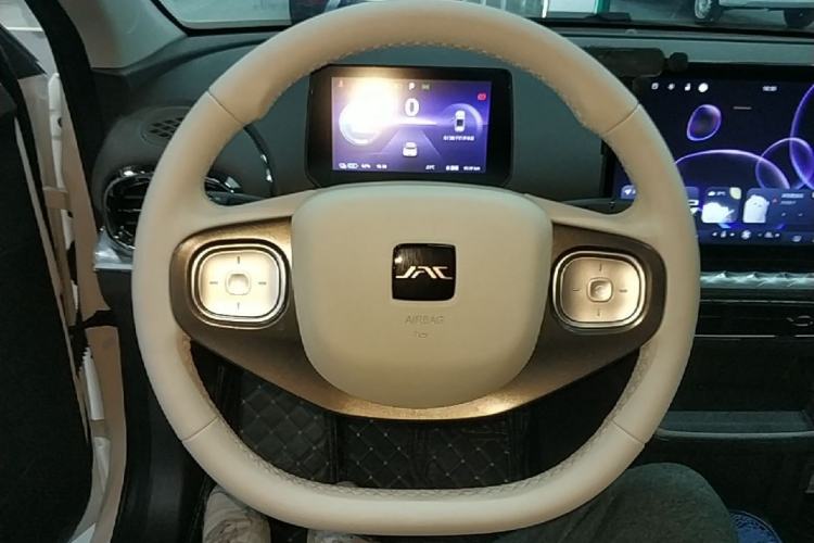 Used JAC Yiwei 3 2023 505 km Championship Edition Steering Wheel
