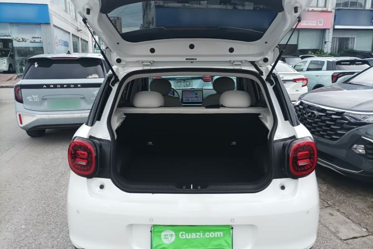Used JAC Yiwei 3 2023 405km Lite Trunk