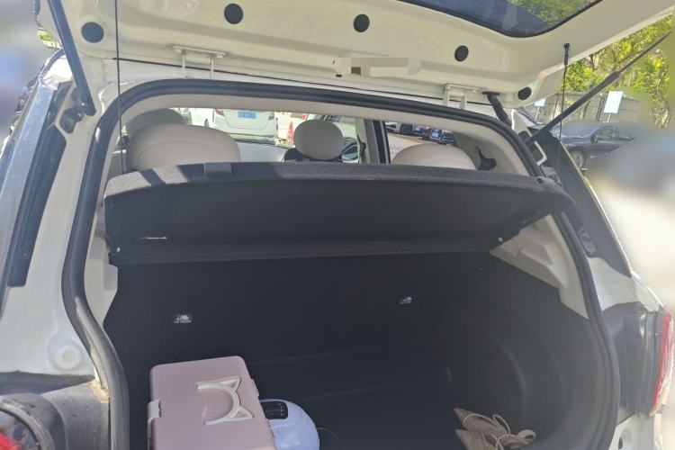 Used JAC Yiwei 3 2023 405km Lite Trunk