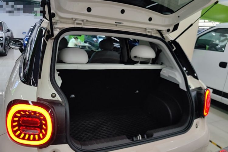 Used JAC Yiwei 3 2023 505km Pro Trunk