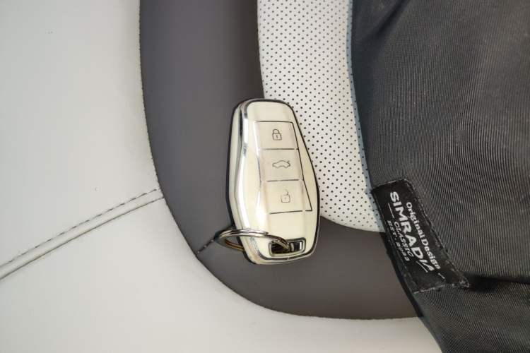 Used JAC Yiwei 3 2023 505 km Championship Edition Vehicle Key