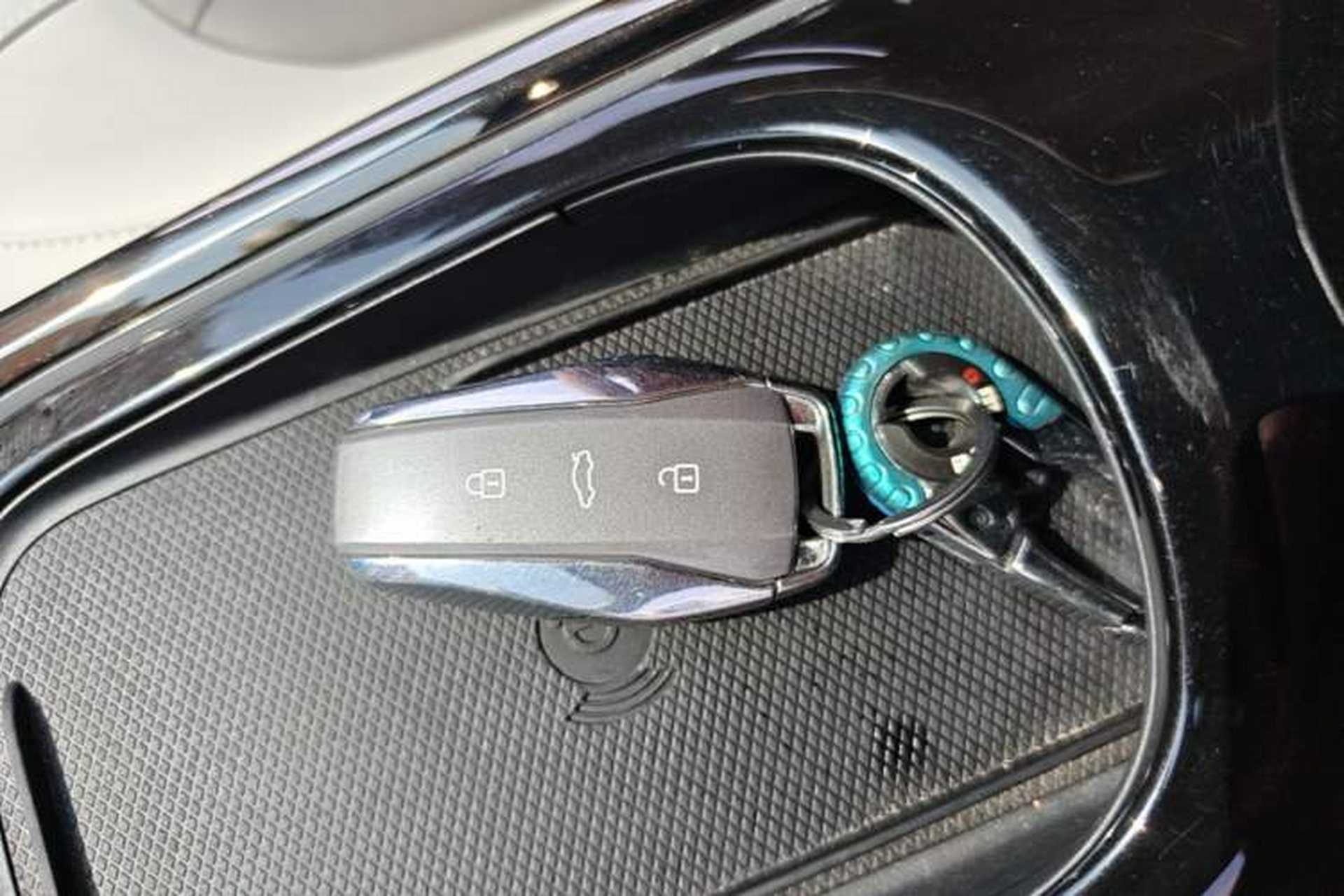 Used JAC Yiwei 3 2023 505km Pro+ Vehicle Key