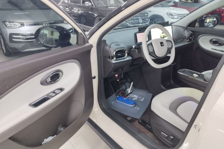 Used JAC Yiwei 3 2023 405km Pro Driver Seat