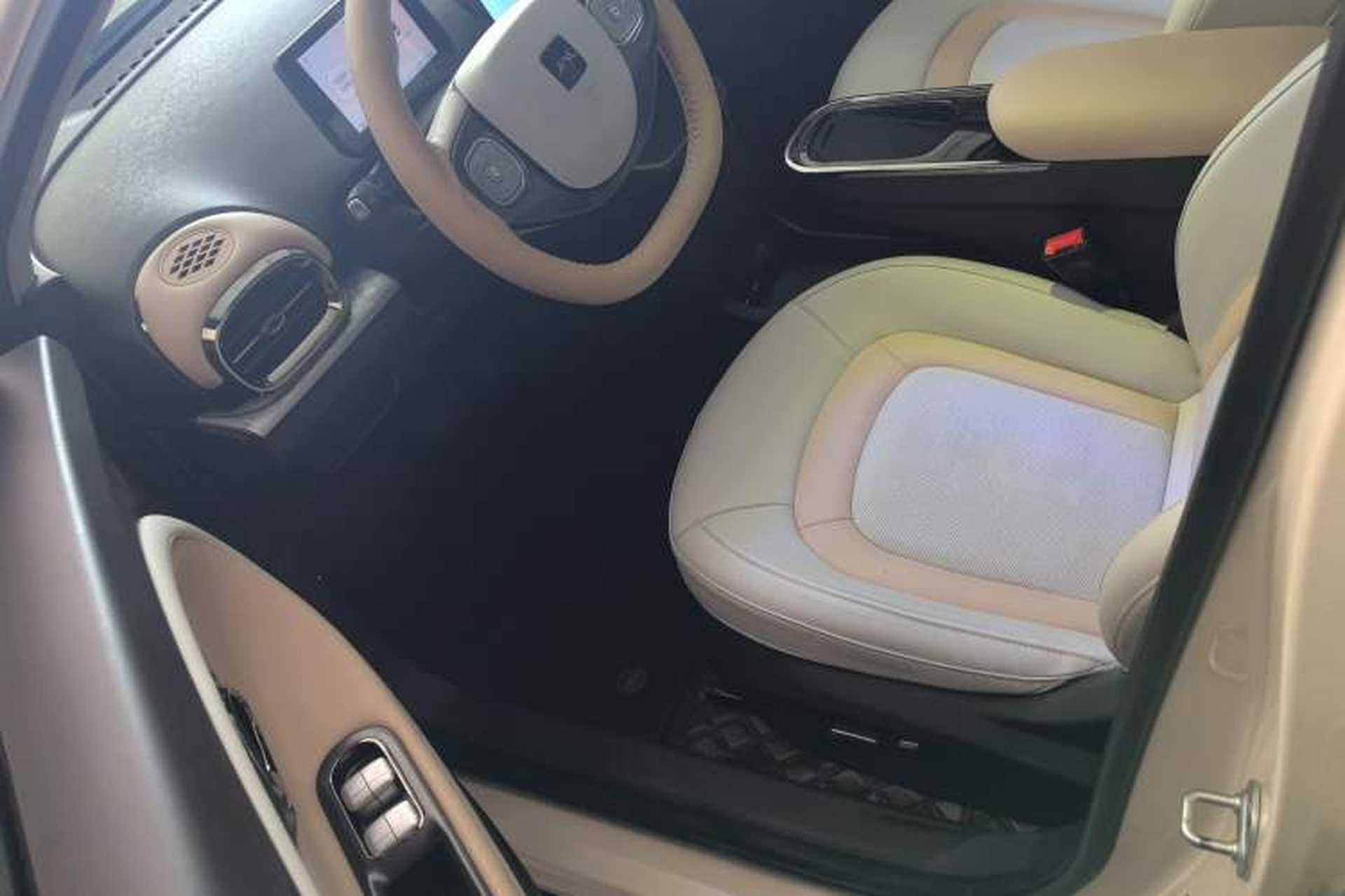 Used JAC Yiwei 3 2023 505km Air Driver Seat