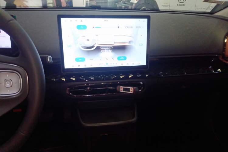 Used JAC Yiwei 3 2024 Zhi'ai Edition 330km Air Audio And AC Panel