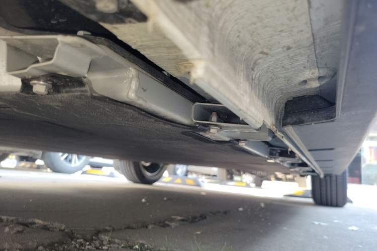Used JAC Yiwei 3 2024 Zhi'ai Edition 330km Lite Chassis Front Left