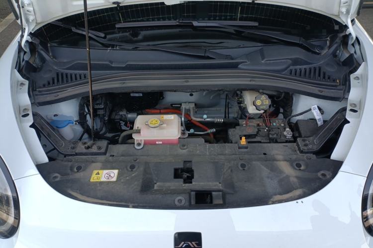 Used JAC Yiwei 3 2024 Zhi'ai Edition 330km Air Engine Bay