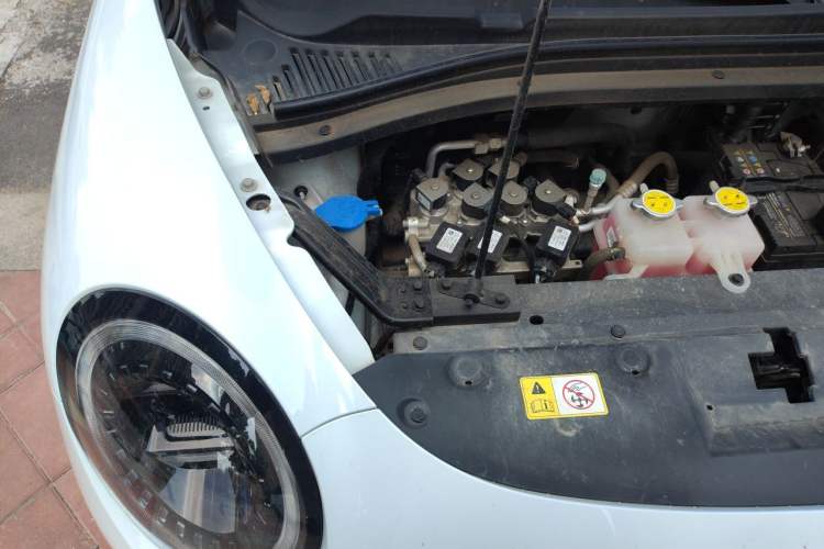 Used JAC Yiwei 3 2024 Charming Edition 405km Lite Engine Bay Right