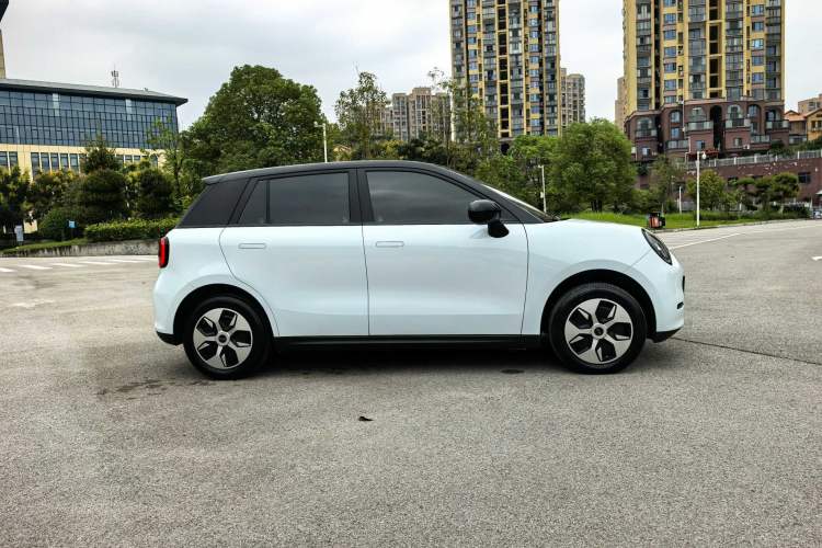 Used JAC Yiwei 3 2024 Zhi'ai Edition 330km Air Exterior 3