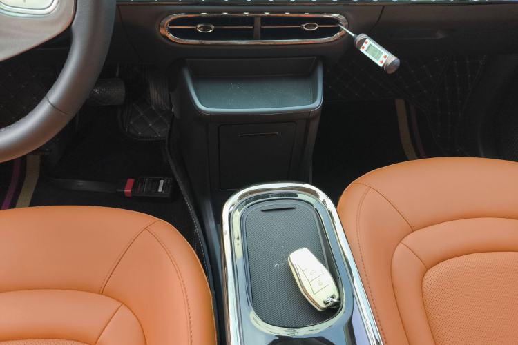 Used JAC Yiwei 3 2024 Zhi'ai Edition 330km Air Gear Lever
