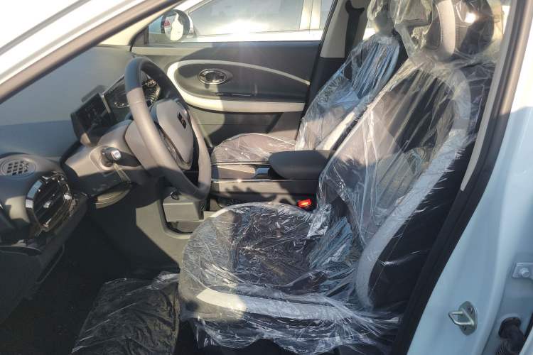 Used JAC Yiwei 3 2024 Zhi'ai Edition 330km Lite Left Front Seat