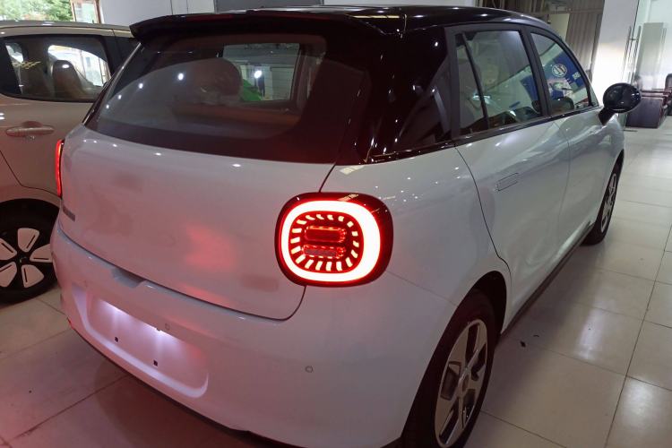 Used JAC Yiwei 3 2024 Zhi'ai Edition 330km Air Rear Right 45 Deg
