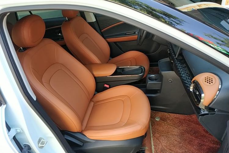 Used JAC Yiwei 3 2024 Beloved Edition 330km Air+ Right Front Seat
