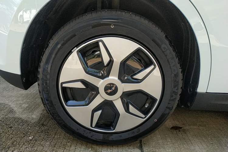 Used JAC Yiwei 3 2024 Beloved Edition 330km Air+ Right Rear Wheel Hub
