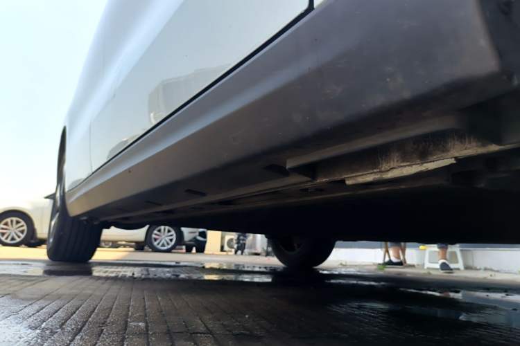Used JAC Yiwei 3 2024 Zhiai Edition 505km Champion Version Right Side Sill