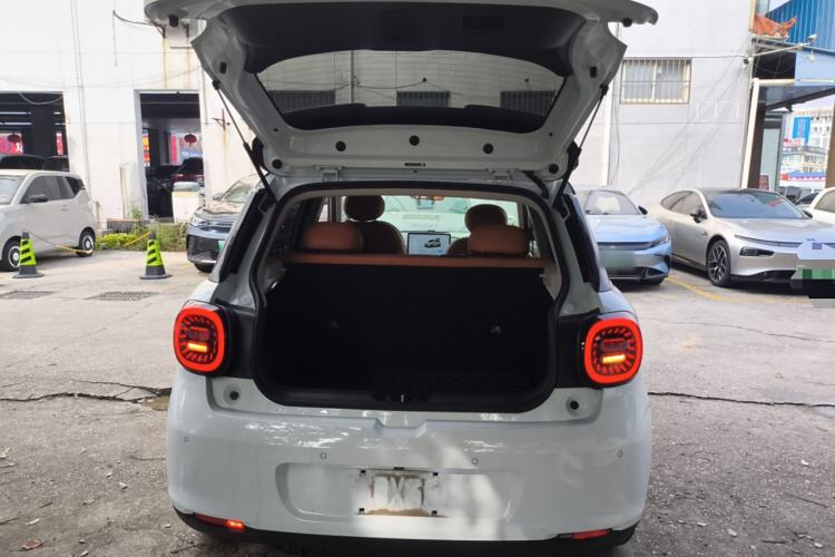 Used JAC Yiwei 3 2024 Zhi'ai Edition 330km Air Trunk