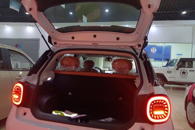 Used JAC Yiwei 3 2024 Zhi'ai Edition 330km Air Trunk